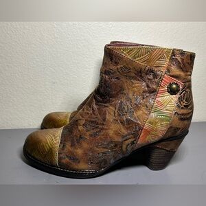 L'Artiste Waterlily Bootie